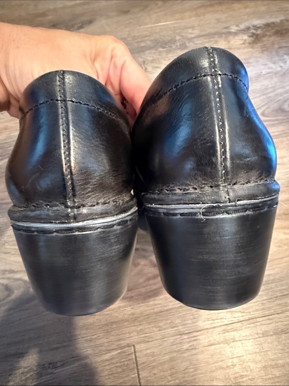 ARIAT Briar Black Leather Clogs Size 8 - Picture 6 of 9